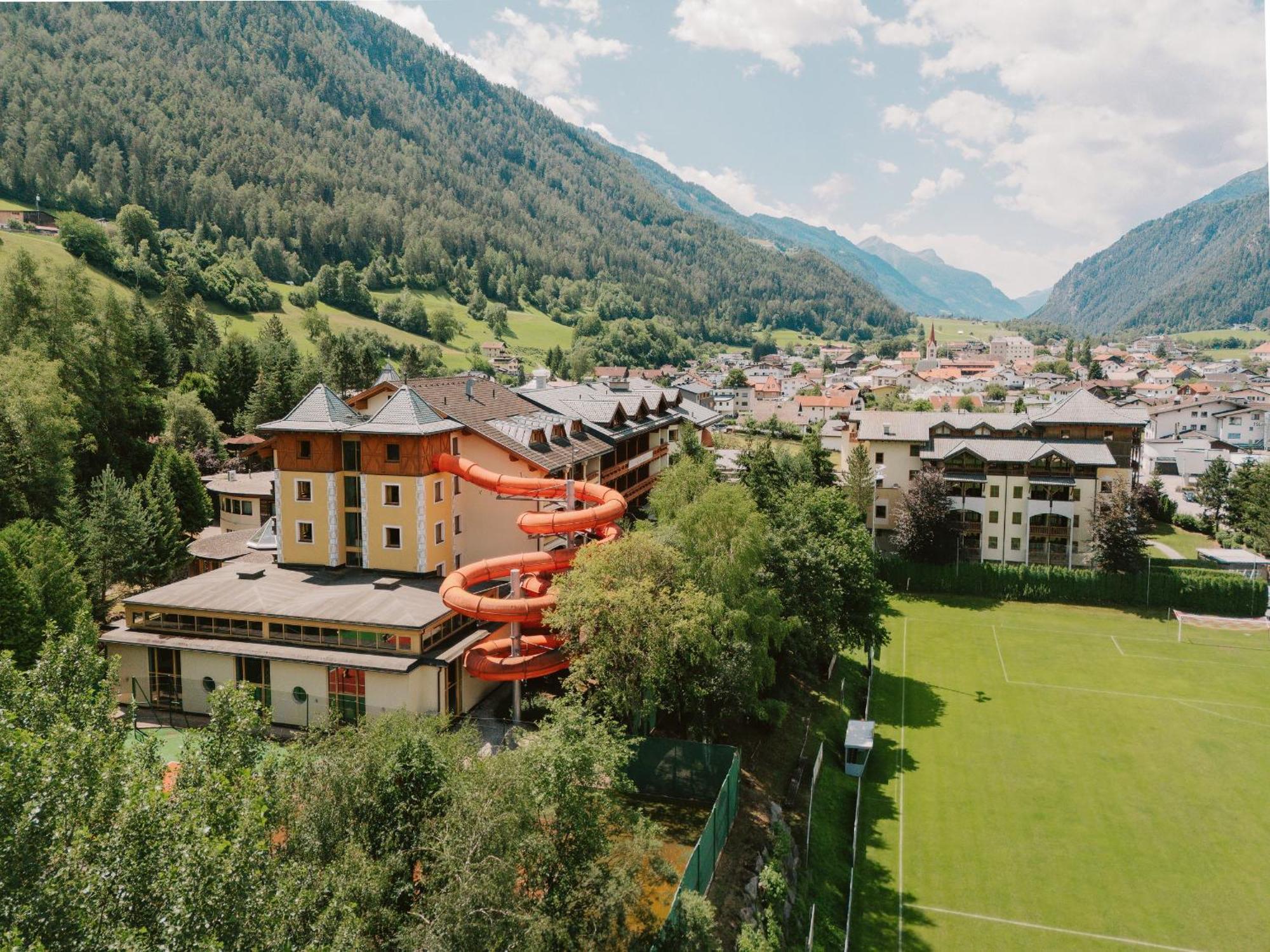 Neueroeffnung Miaflor Familien- & Aktivresort Ried im Oberinntal Zewnętrze zdjęcie